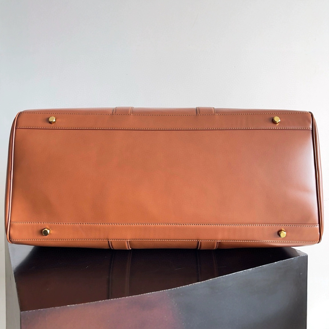 B家限量真皮手提包大容量头层牛皮单肩包2025新款旅行795287