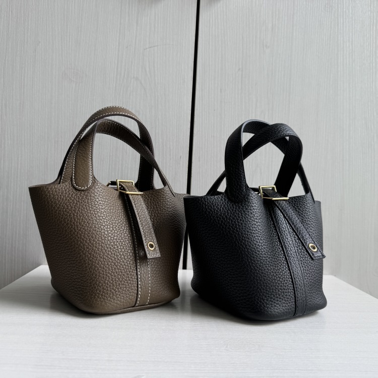 TOGO头层牛皮手工蜡线缝制迷你水桶荔枝纹14cm菜篮子锁头包手提包