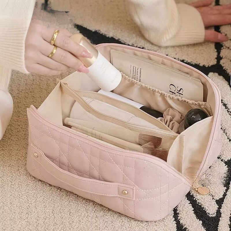 化妆包女便携新款旅行随身高级手提透明化妆袋大容量化妆品收纳包